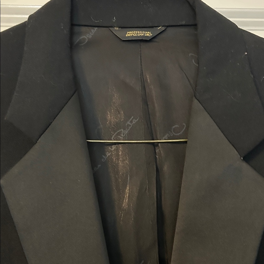 Classic Black Men's Tuxedo Jacket - Picture 2 of 9